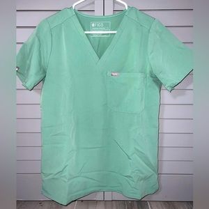Figs Scrub Top